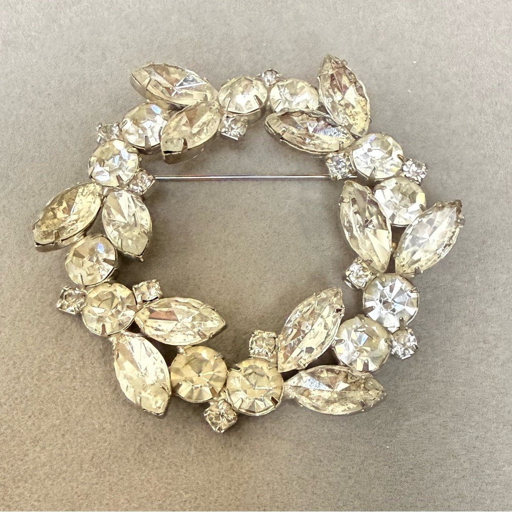 Vintage Large Wreath Rhinestone Brooch Unsigned Attr. to Eisenberg / Weiss